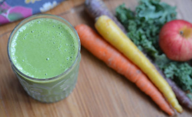 Featured image of Life is NOYOKE's apple carrot kale smoothie.