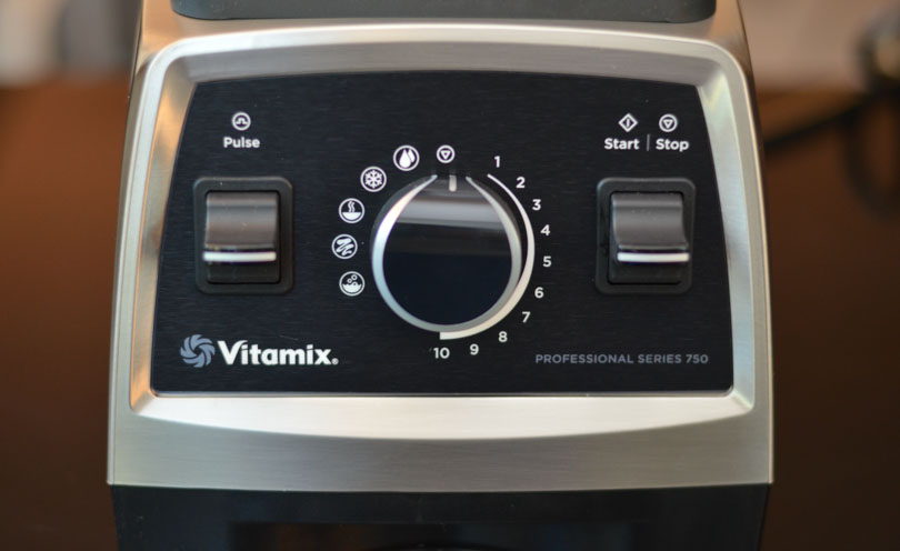 Vitamix Pro 750 Controls and Preset Programs Closeup