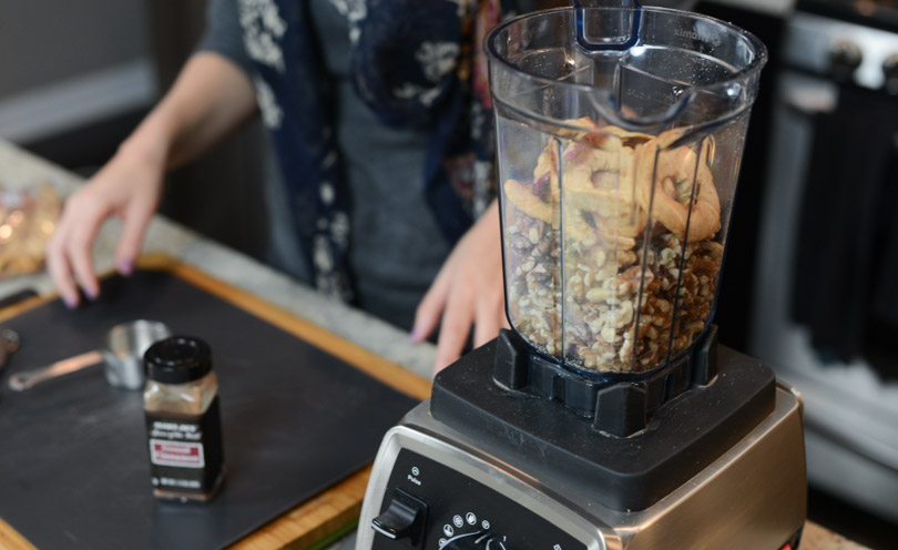 dommer rolle ketcher The Vitamix Dry Grains Container - Worth it? • Life is NOYOKE