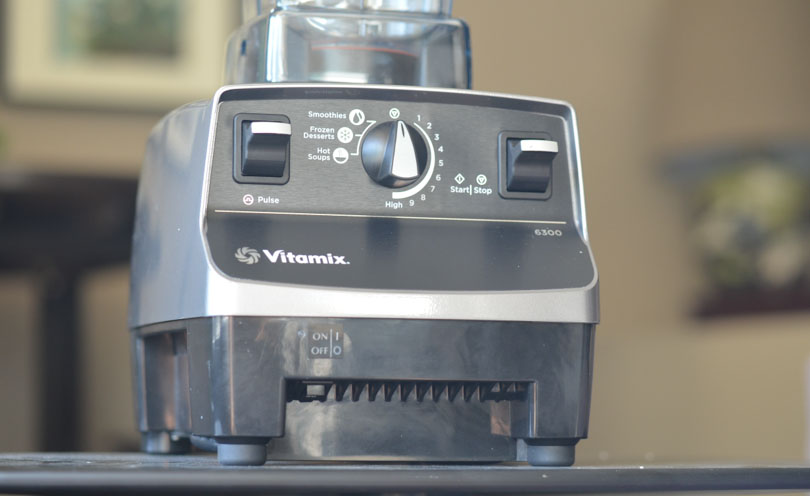 Vitamix Certified Reconditioned Standard Programs up close.