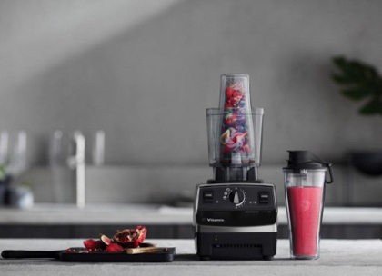 Personal cup adapter on a Legacy C-Series Vitamix machine.