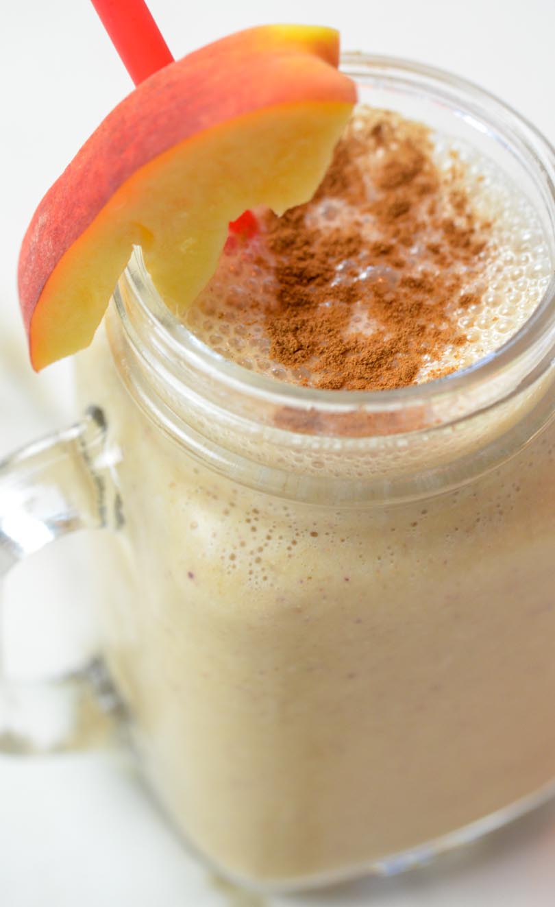 Peach pie smoothie from Life is NOYOKE.