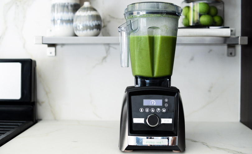 Vitamix A3500 with green juice
